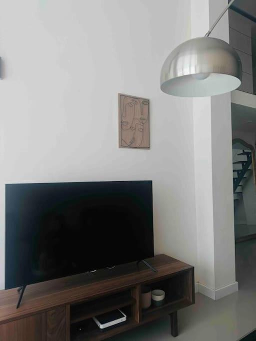 סביליה Apartamento Guadalquivir מראה חיצוני תמונה